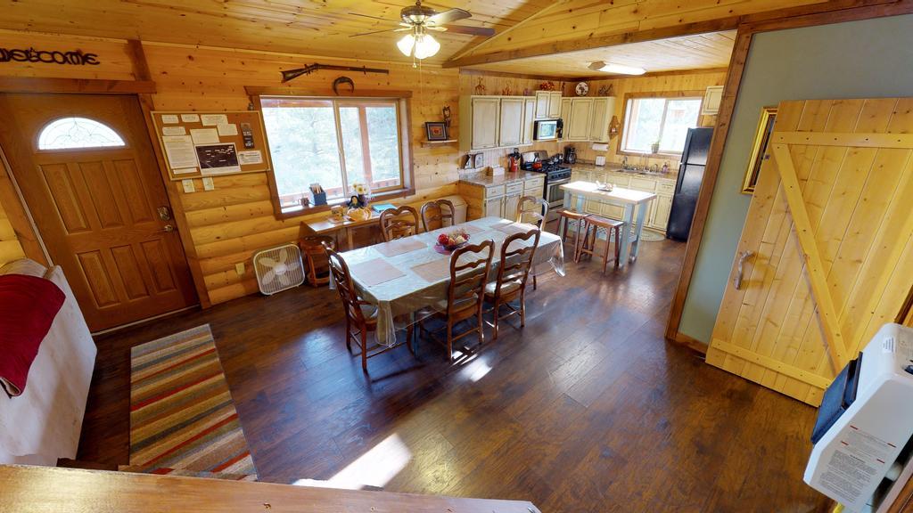 מונטיצ'לו Long View Cabin, Breakfast Deck Overlooking The Canyon! מראה חיצוני תמונה